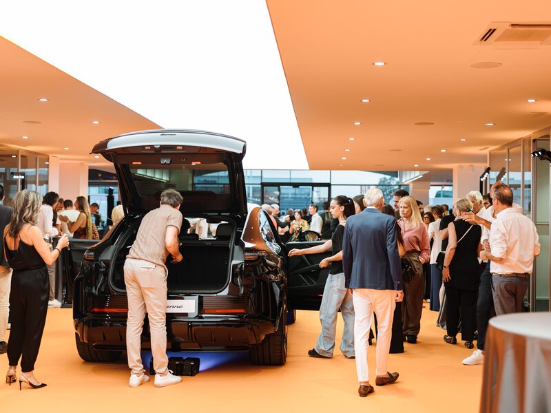 Presentazione Cayenne Electric 